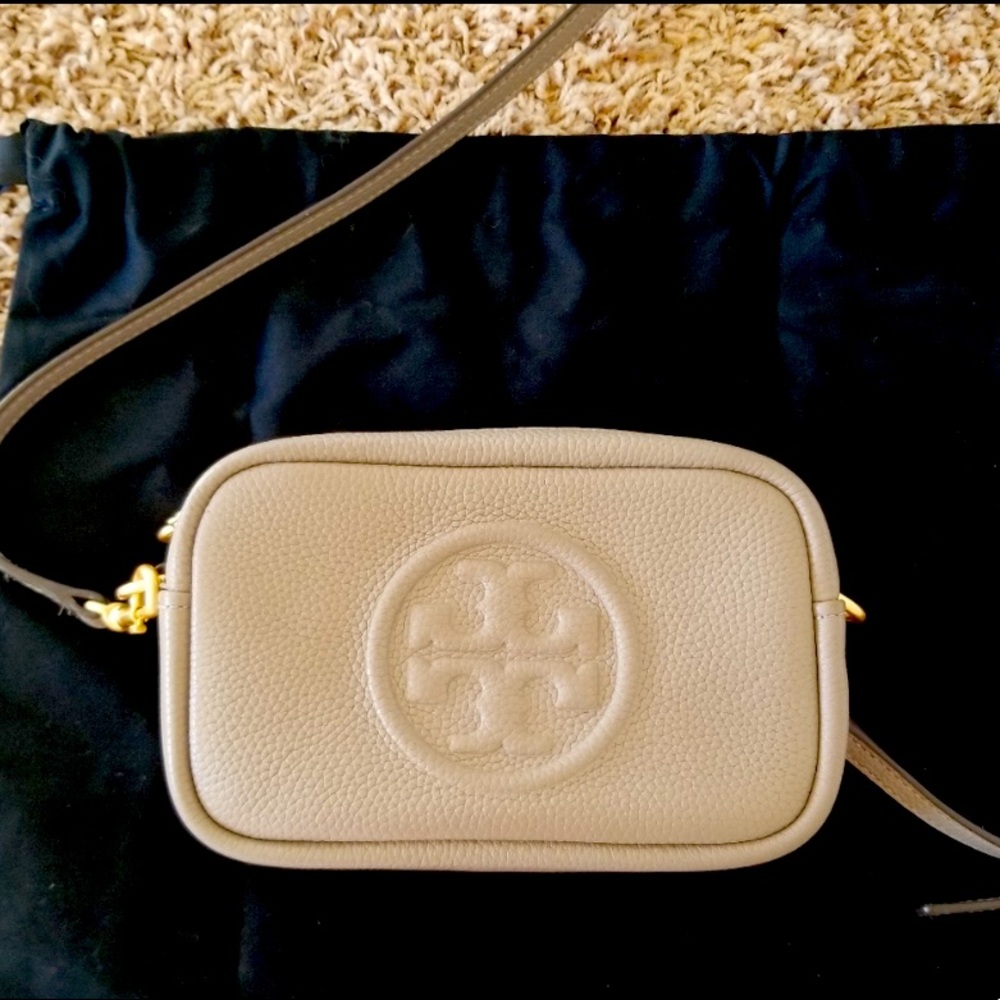 Tory Burch bombe gray crossbody bag
